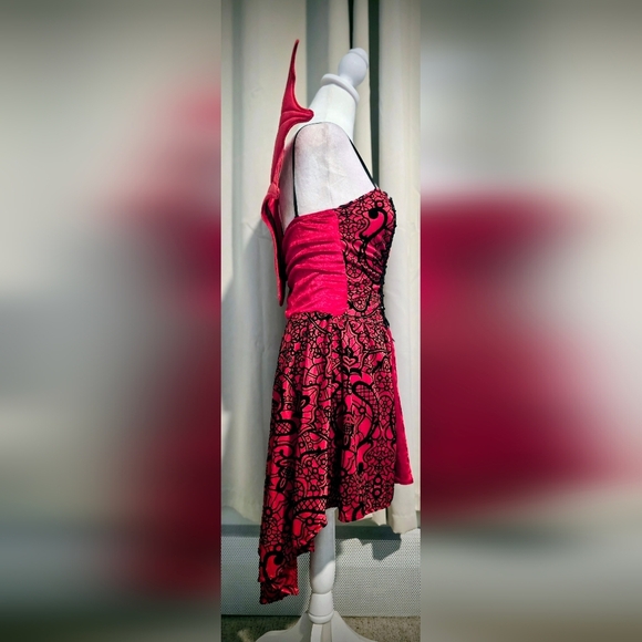 California Costumes Red and Black Dress with Wings Women's XS - Picture 4 of 6